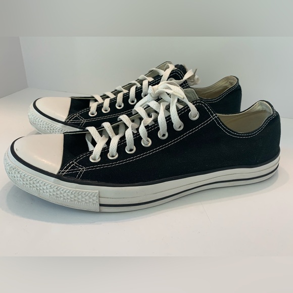 Chuck Taylor All Star Black Low Top Sneakers Size 13 Mens Converse - Picture 1 of 10